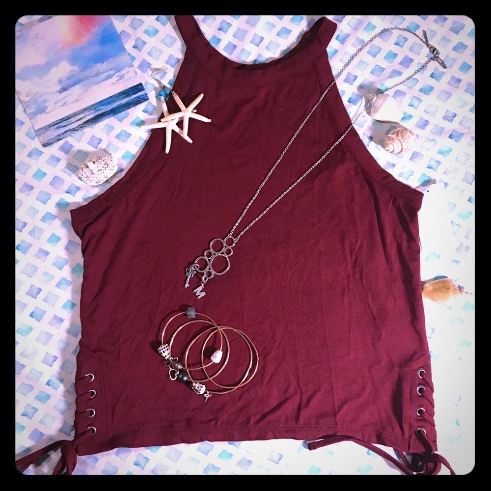 NWT Empyre high neck tank w/side ties🌺